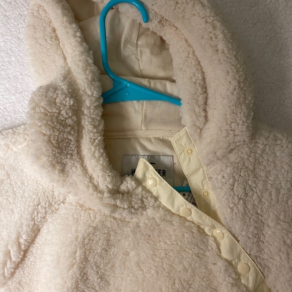 Hollister Sherpa Hoodie - Picture 4 of 12